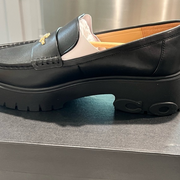 Coach Ruthie Loafer - Picture 3 of 10